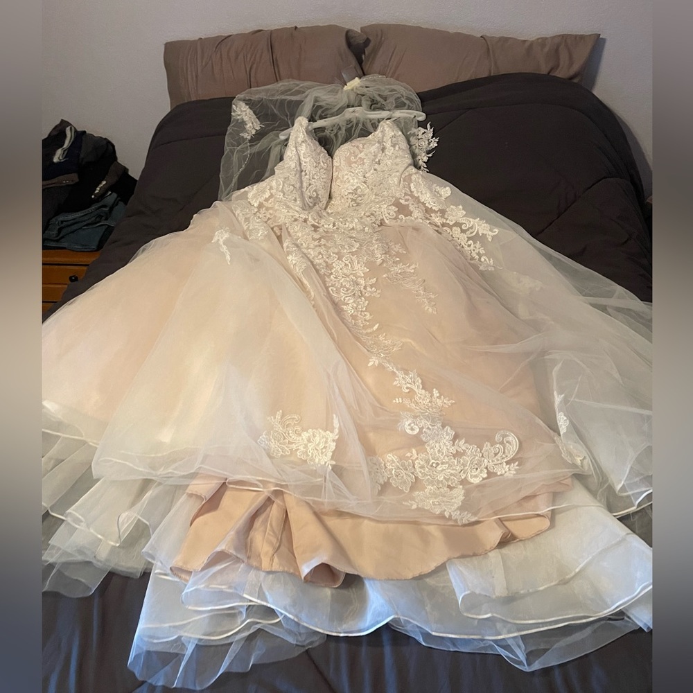 Wedding Dress 20W